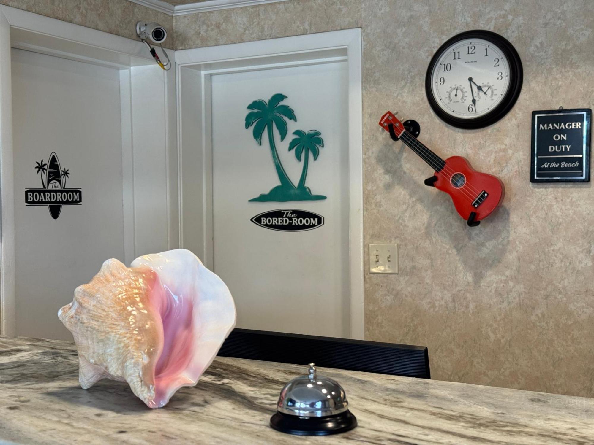 Hole Inn The Wall Hotel - Fort Walton Beach - Sunset Plaza - Nearby Beaches & Hurlburt Esterno foto